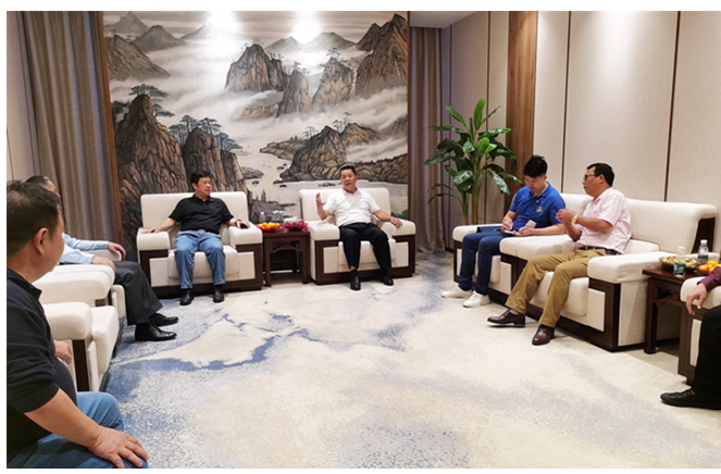 清远市委常委陈焕雄一行调研evo视讯官网
生产基地